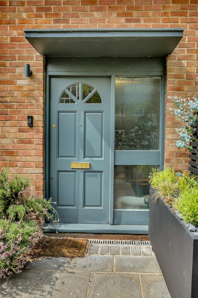 Lambrook Terrace, London